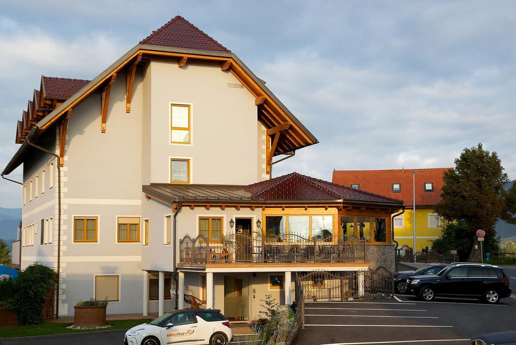 Hotel Restaurant Perschler Rattenberg  Extérieur photo