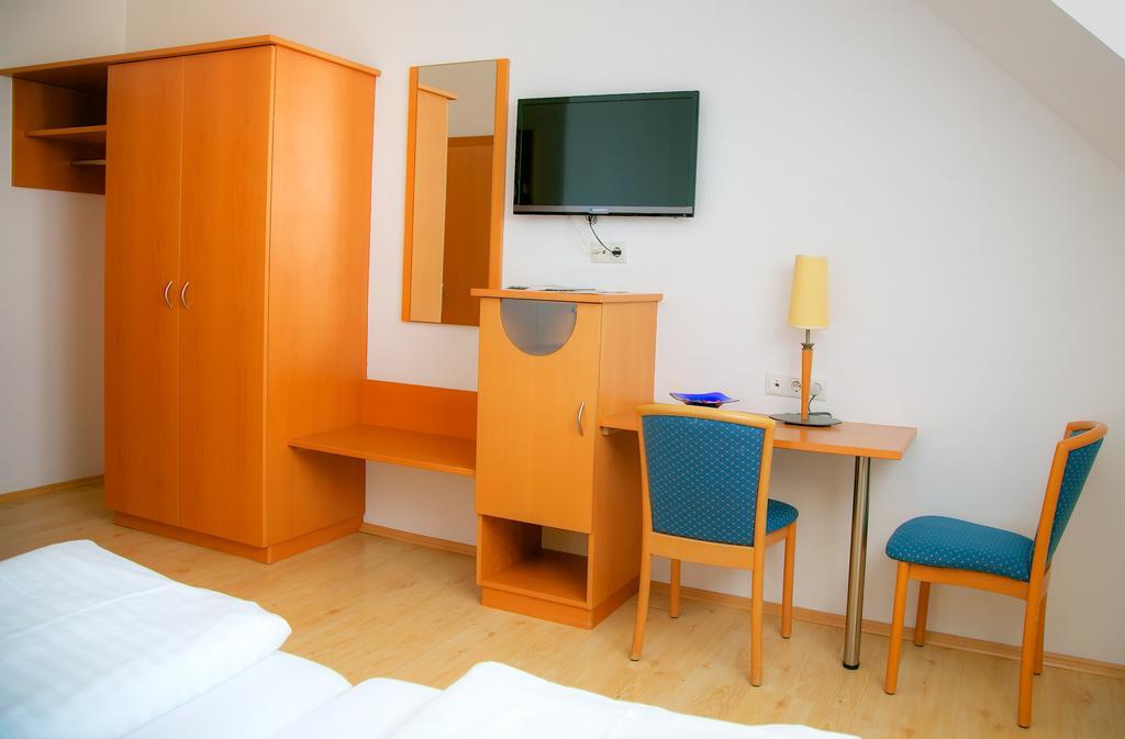 Hotel Restaurant Perschler Rattenberg  Extérieur photo